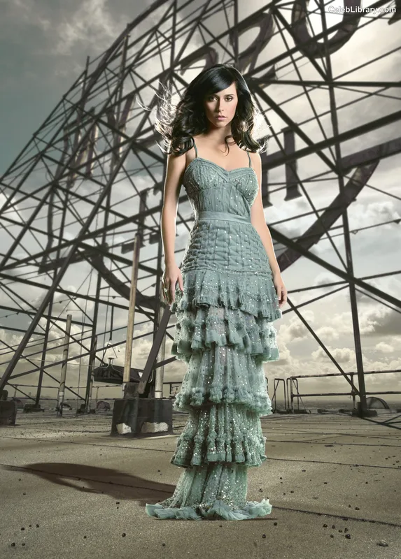 Jennifer Love Hewitt photo 5 of 519
