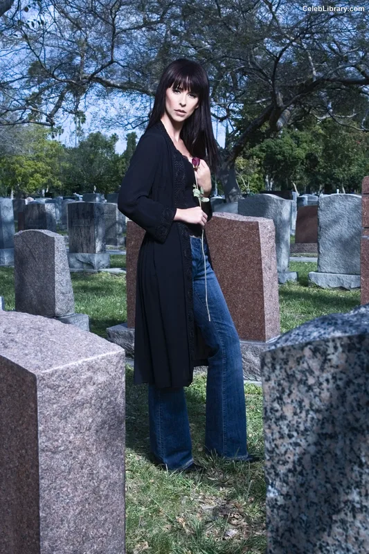 Jennifer Love Hewitt photo 20 of 519