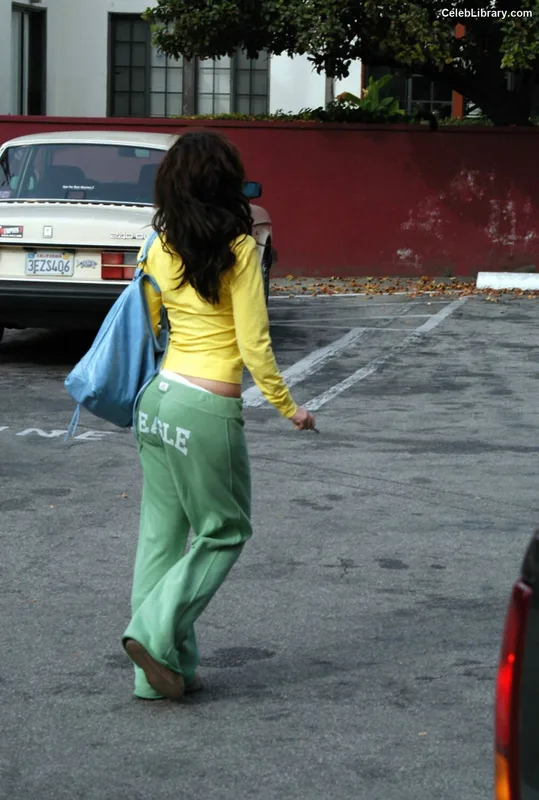 Jennifer Love Hewitt photo 13 of 519