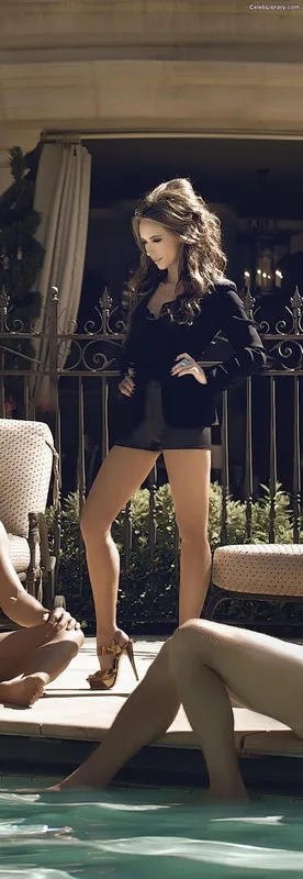 Jennifer Love Hewitt photo 2 of 519