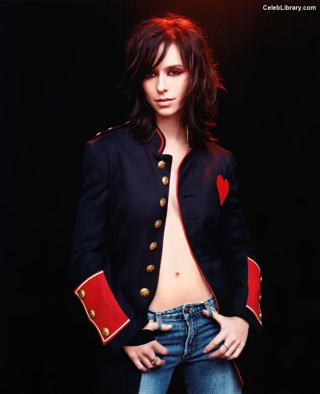 Jennifer Love Hewitt photo 7 of 519