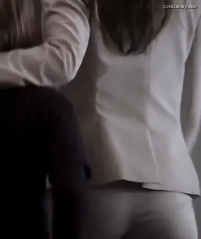 Jennifer Morrison photo 6 of 93