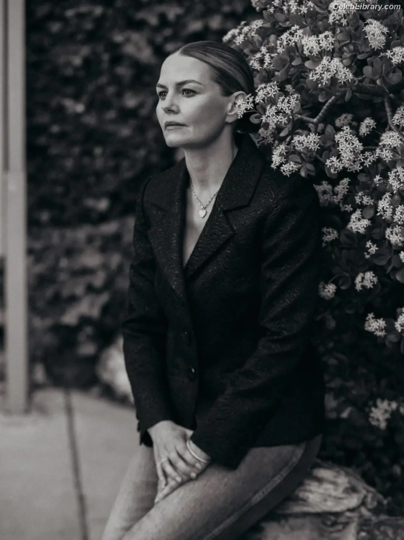 Jennifer Morrison photo 7 of 93
