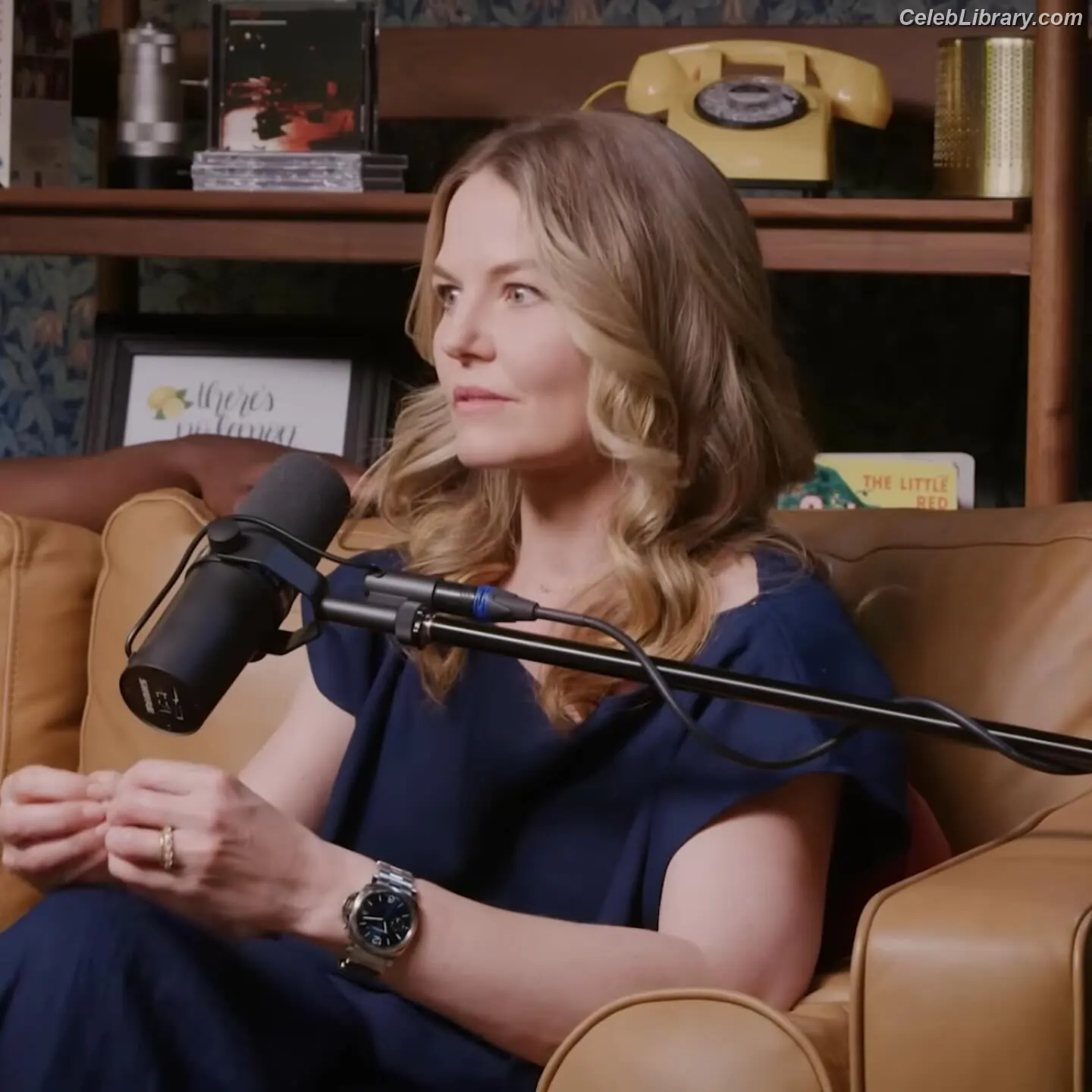 Jennifer Morrison photo 23 of 93