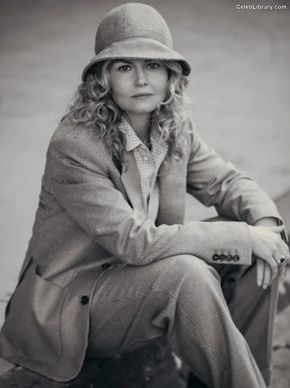Jennifer Morrison photo 22 of 90