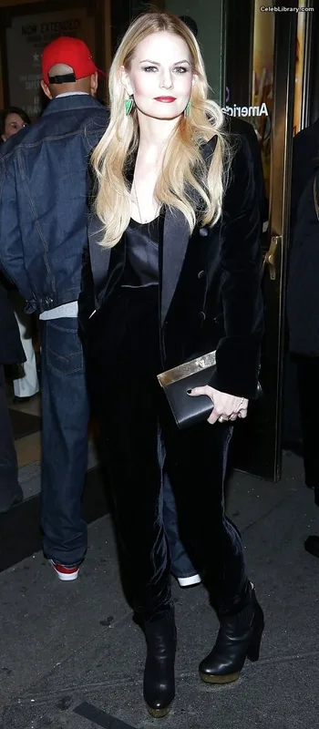 Jennifer Morrison photo 16 of 90
