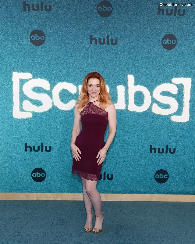 Jennifer Stone photo 19 of 40