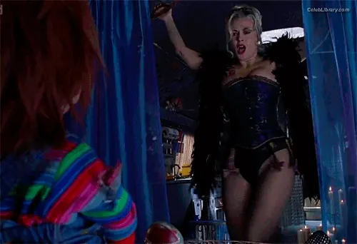 Jennifer Tilly photo 22 of 153
