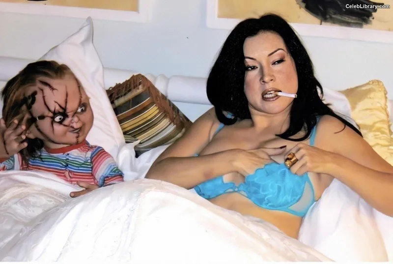 Jennifer Tilly photo 6 of 149