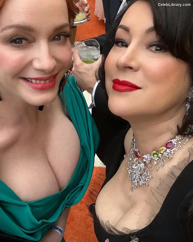 Jennifer Tilly photo 22 of 149