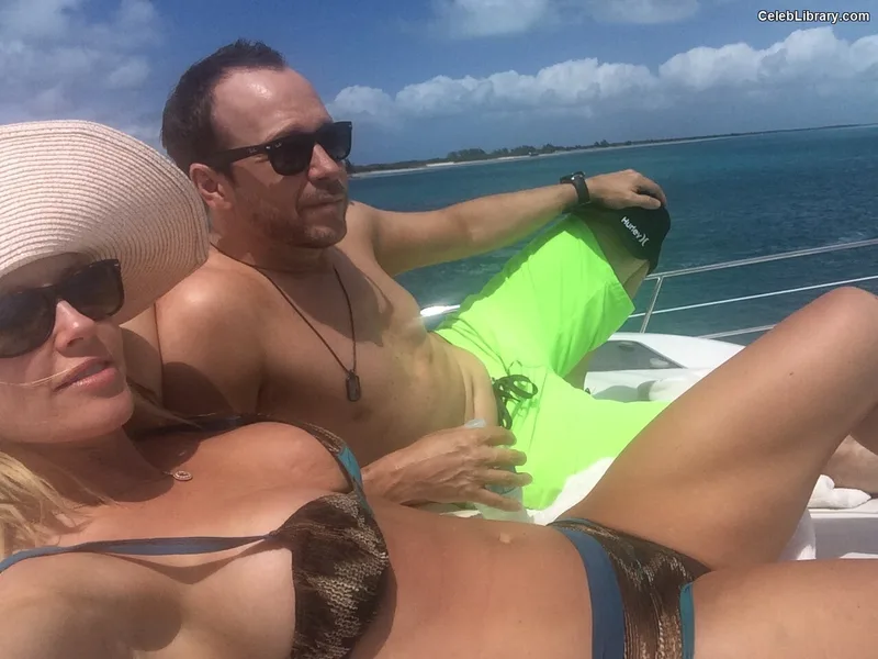 Jenny Mccarthy photo 6 of 107