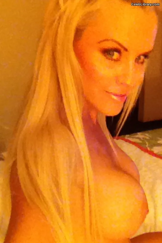 Jenny Mccarthy photo 18 of 107