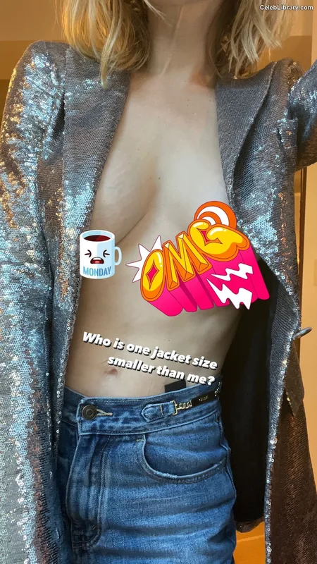 Jenny Mollen photo 23 of 184