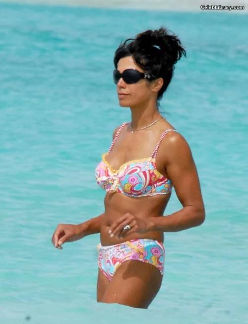 Jenny Powell photo 20 of 67