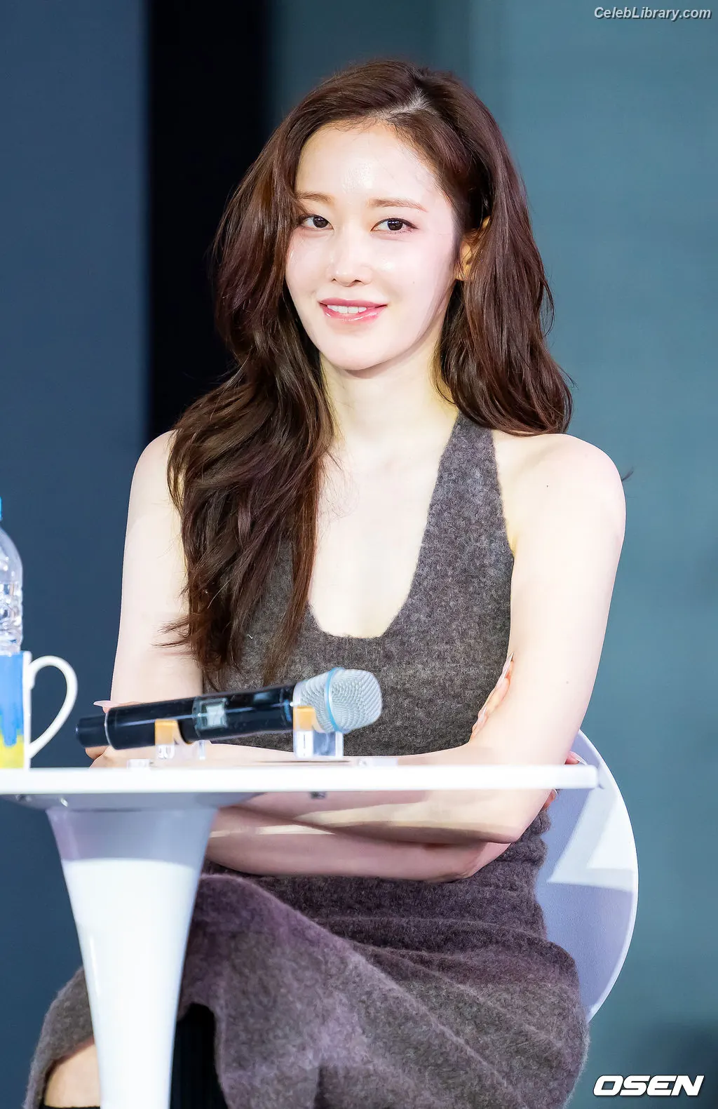 Jeon Jong-seo photo 11 of 181