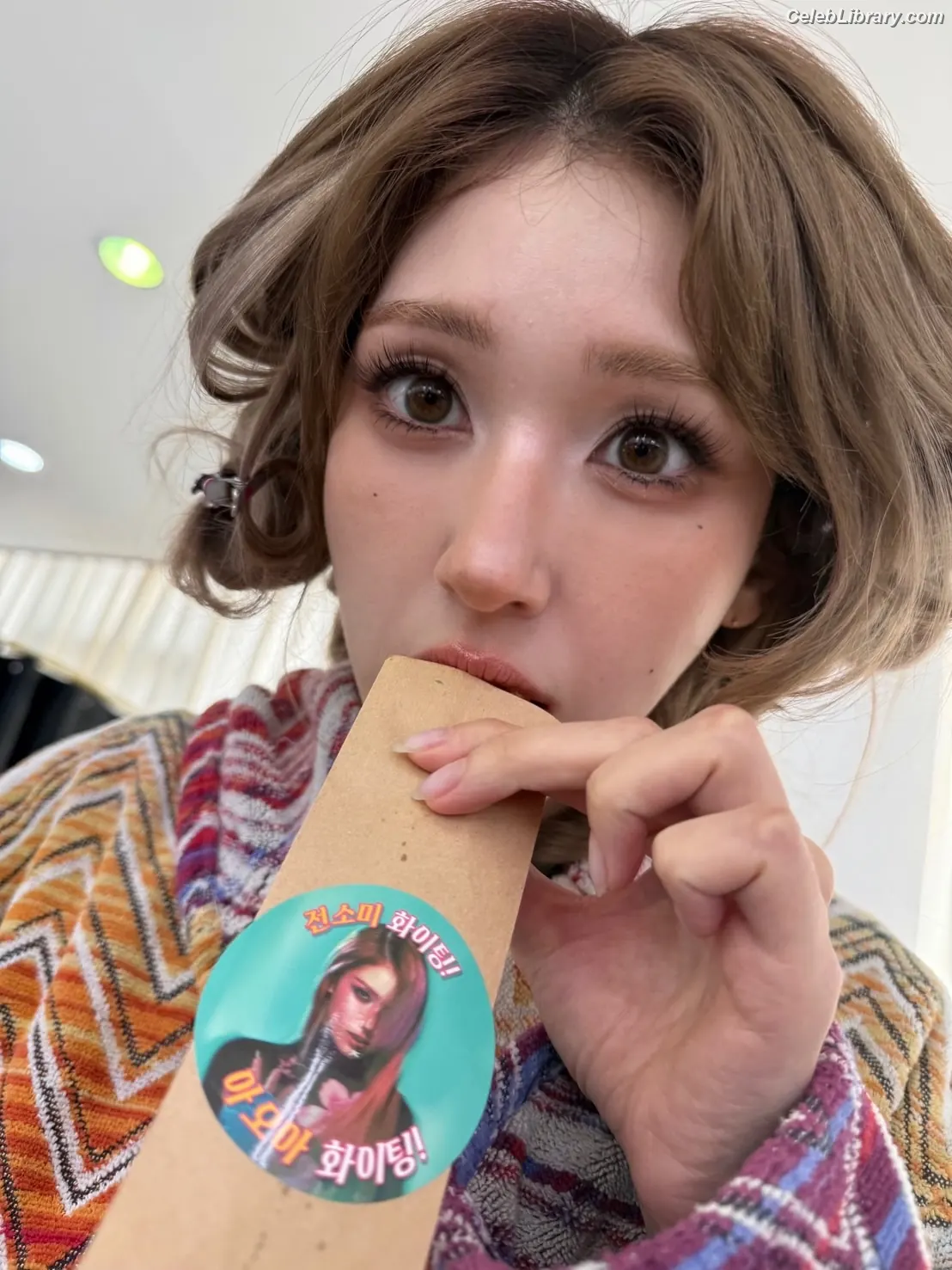 Jeon SomiENNIK SOMI photo 22 of 1234