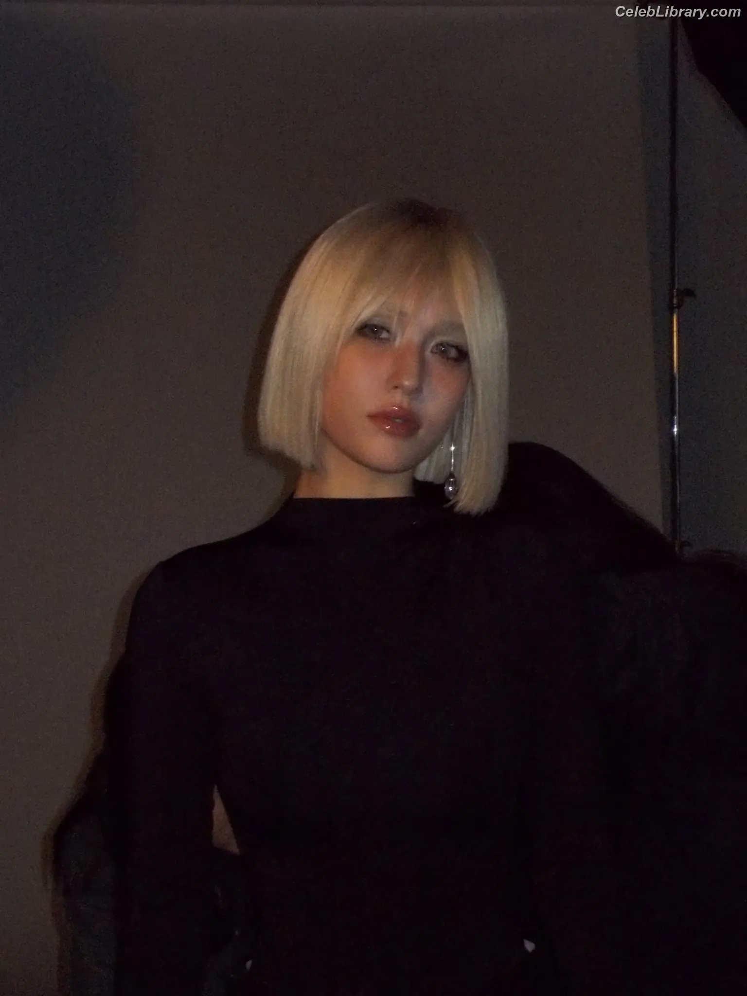 Jeon SomiENNIK SOMI photo 23 of 1234
