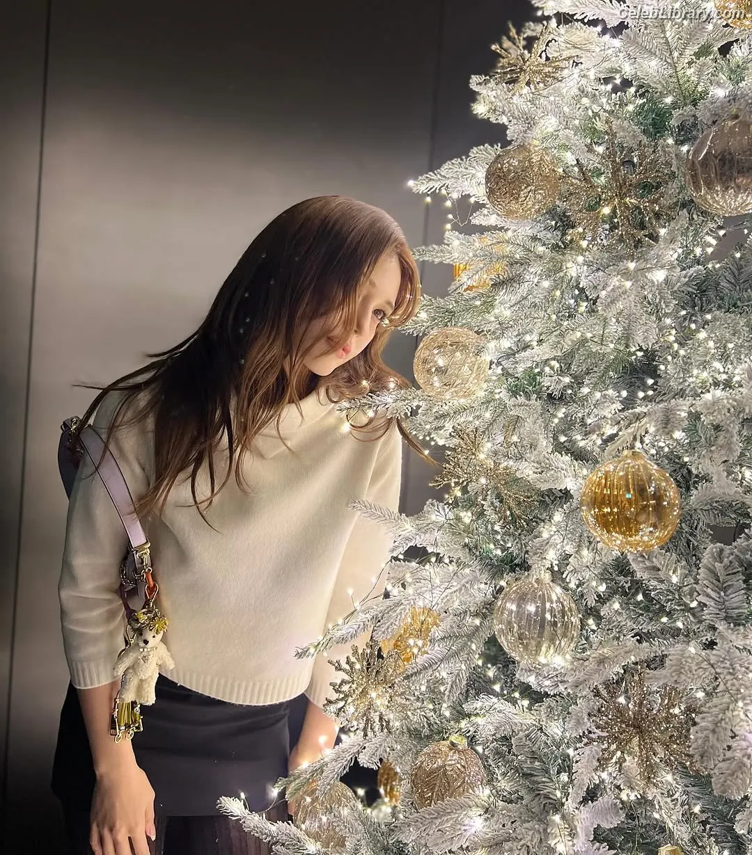Jeon SomiENNIK SOMI photo 18 of 1234