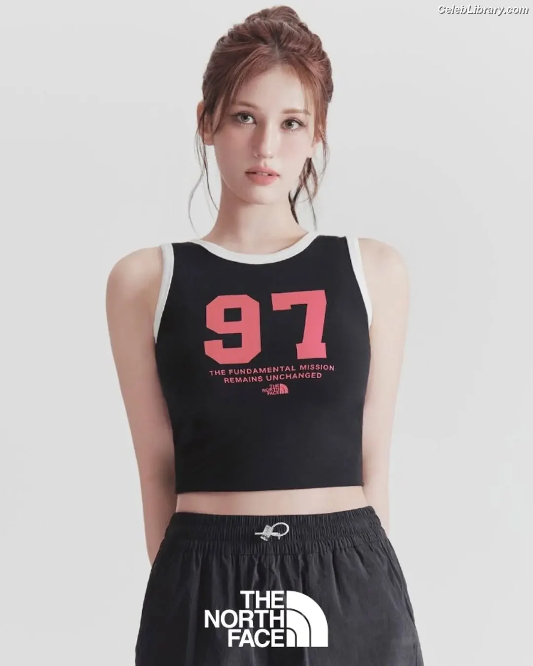 Jeon SomiENNIK SOMI photo 8 of 1234