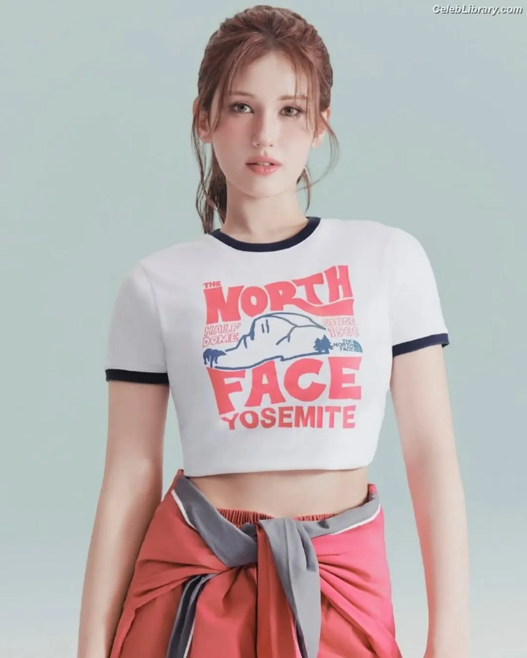 Jeon SomiENNIK SOMI photo 3 of 1234