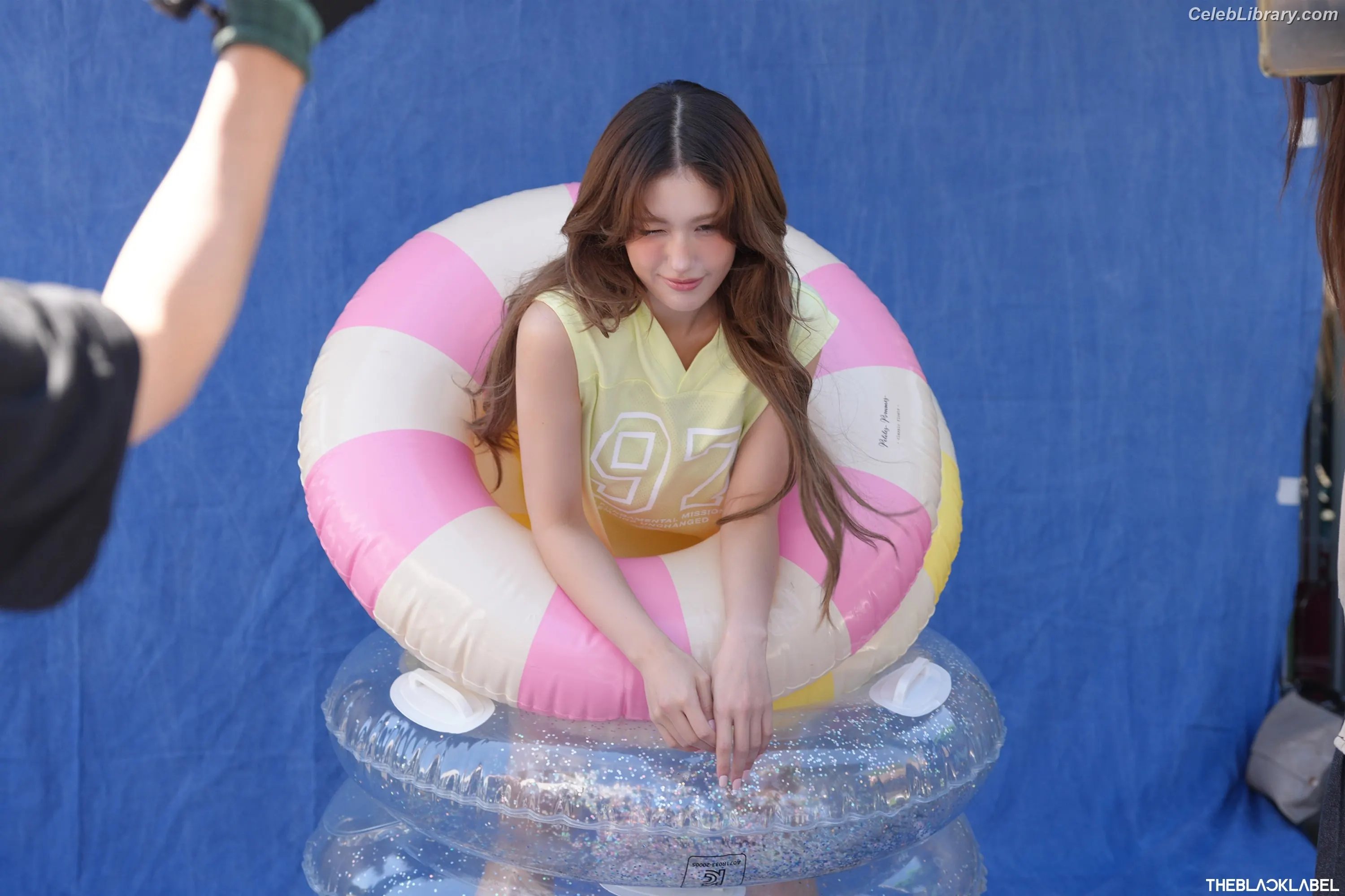 Jeon SomiENNIK SOMI photo 7 of 1234