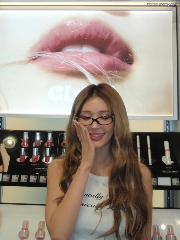 Jeon SomiENNIK SOMI photo 17 of 1235