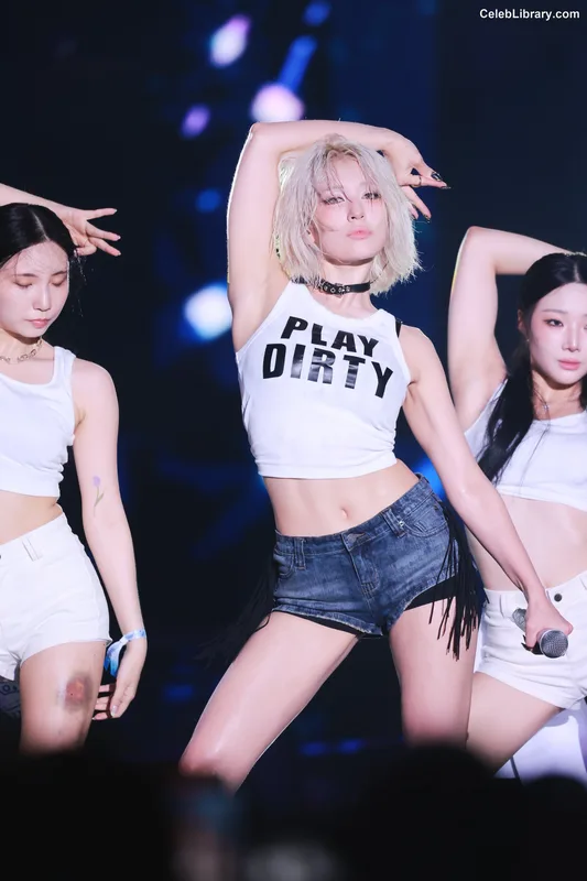 Jeon SomiENNIK SOMI photo 20 of 1235