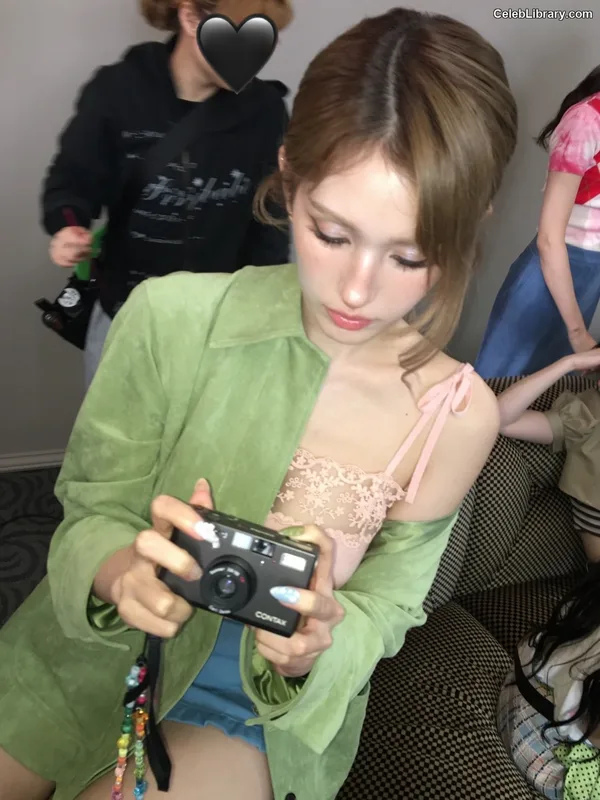 Jeon SomiENNIK SOMI photo 16 of 1235