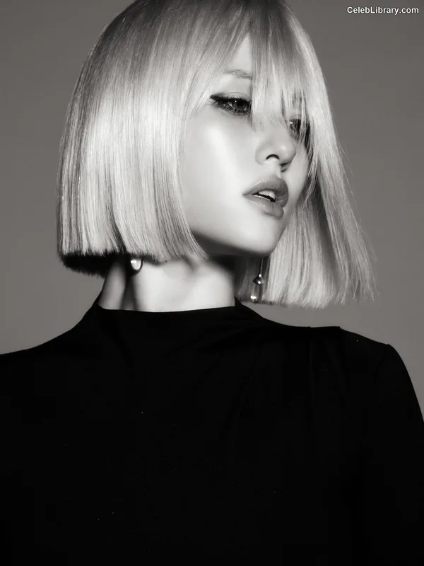 Jeon SomiENNIK SOMI photo 23 of 1235