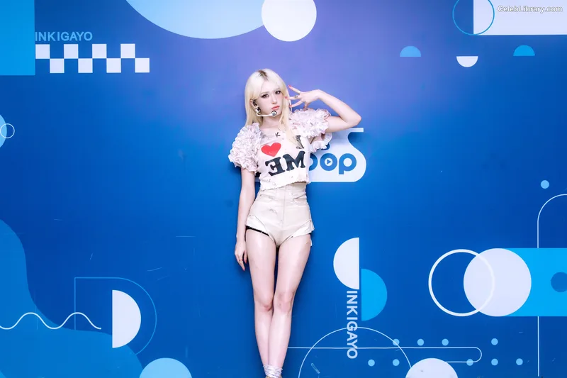 Jeon SomiENNIK SOMI photo 5 of 1235