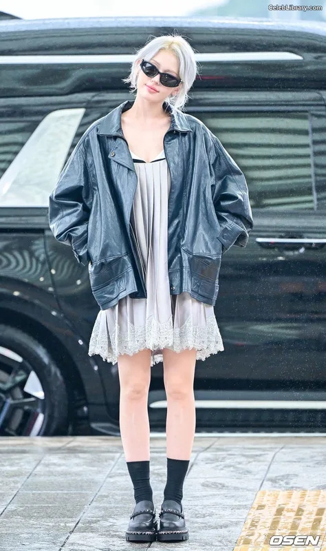 Jeon SomiENNIK SOMI photo 13 of 1235