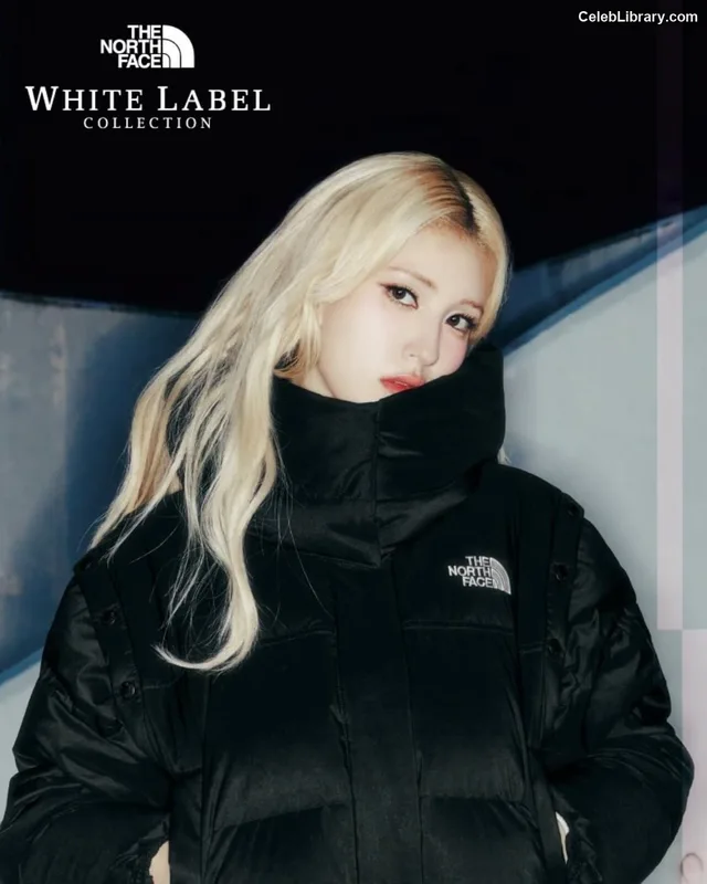 Jeon SomiENNIK SOMI photo 17 of 1235