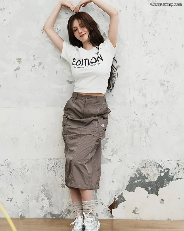Jeon SomiENNIK SOMI photo 23 of 1235