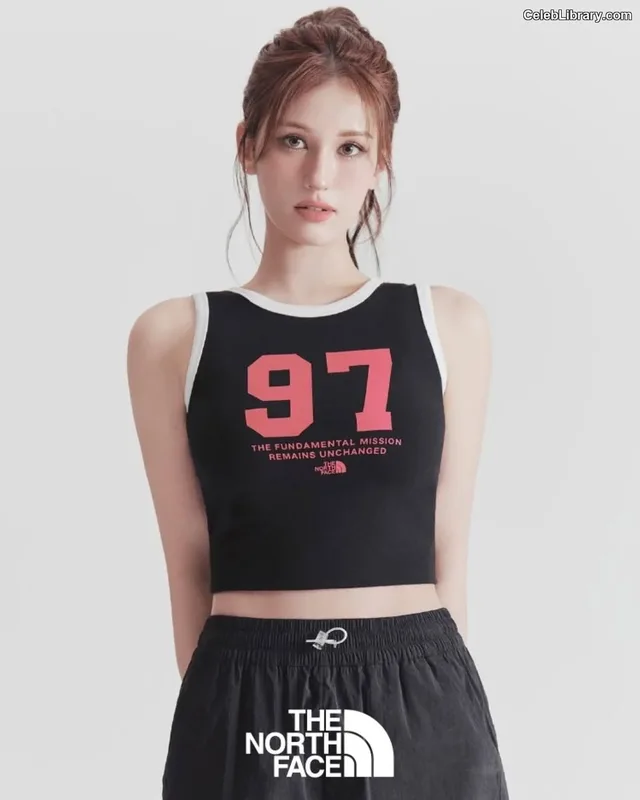 Jeon SomiENNIK SOMI photo 8 of 1235