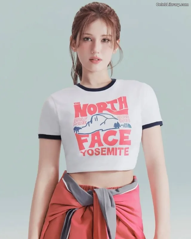 Jeon SomiENNIK SOMI photo 3 of 1235