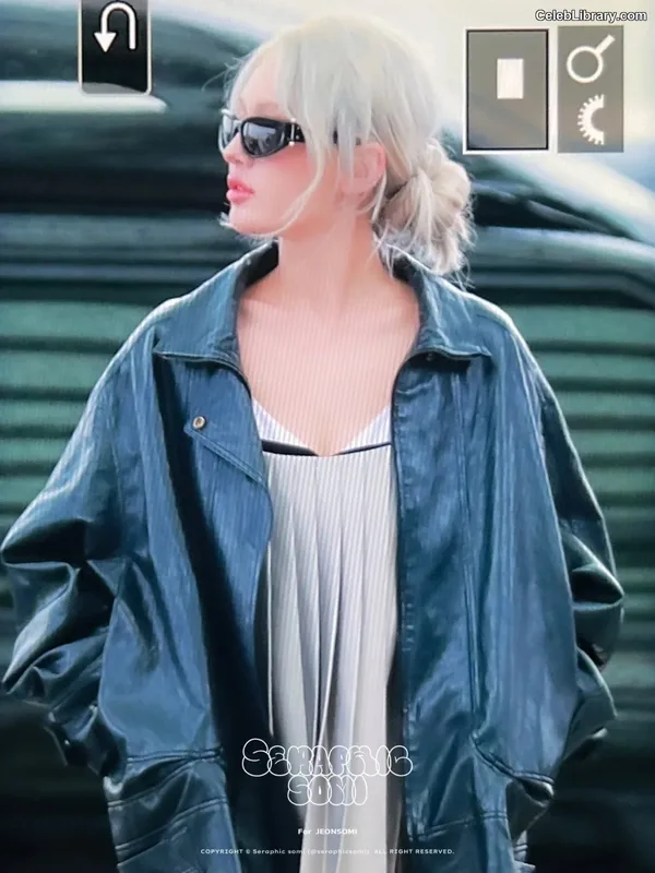 Jeon SomiENNIK SOMI photo 2 of 1235