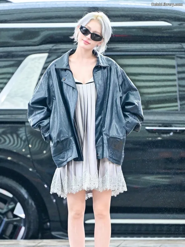 Jeon SomiENNIK SOMI photo 12 of 1235