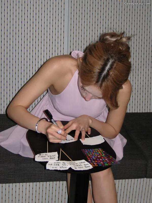 Jeon SomiENNIK SOMI photo 23 of 1235