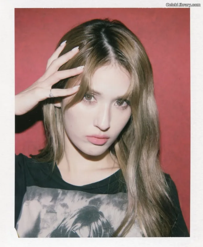 Jeon SomiENNIK SOMI photo 20 of 1235