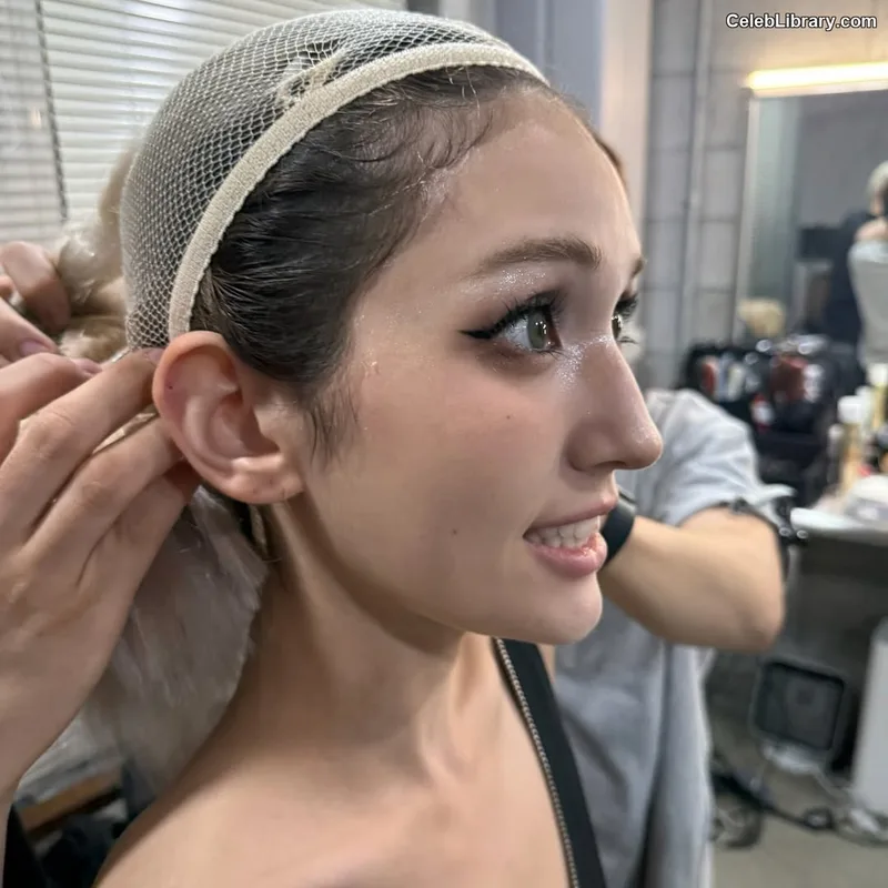 Jeon SomiENNIK SOMI photo 8 of 1235