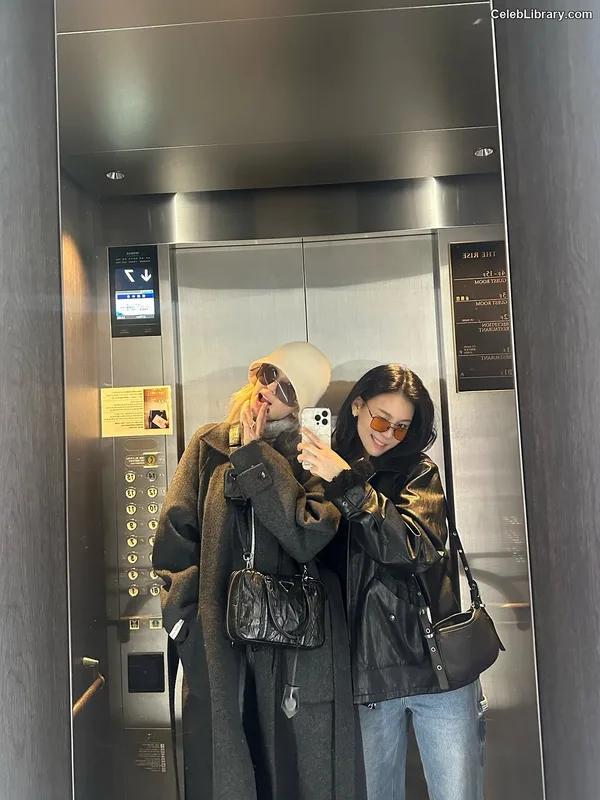 Jeon SomiENNIK SOMI photo 22 of 1235