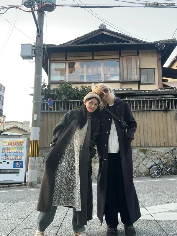 Jeon SomiENNIK SOMI photo 8 of 1235