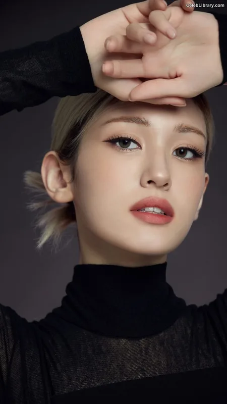 Jeon SomiENNIK SOMI photo 7 of 1235