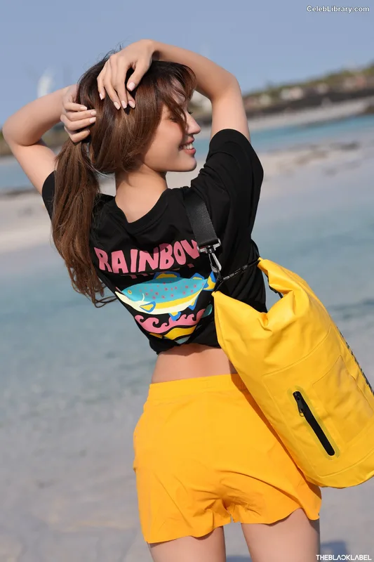 Jeon SomiENNIK SOMI photo 7 of 1235