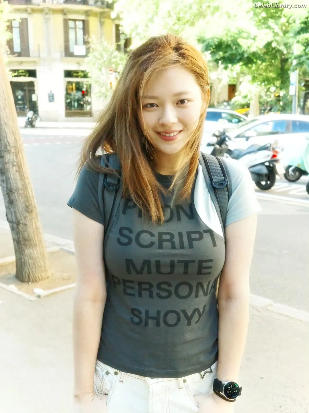 Jeongyeon (TWICE) photo 23 of 168