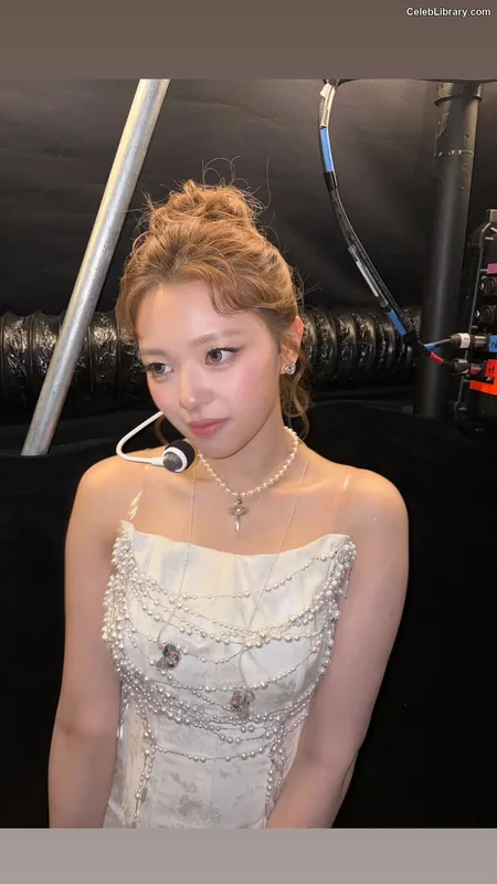Jeongyeon (TWICE) photo 14 of 169
