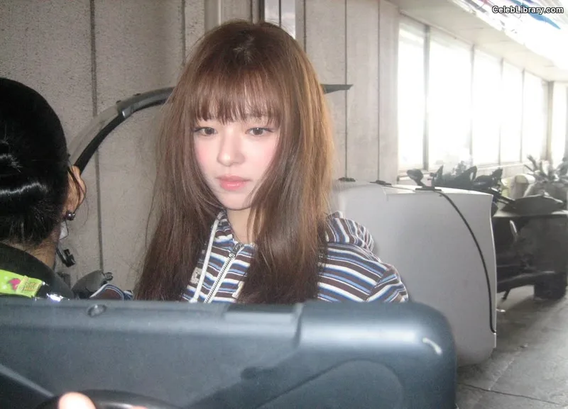 Jeongyeon (TWICE) photo 24 of 169