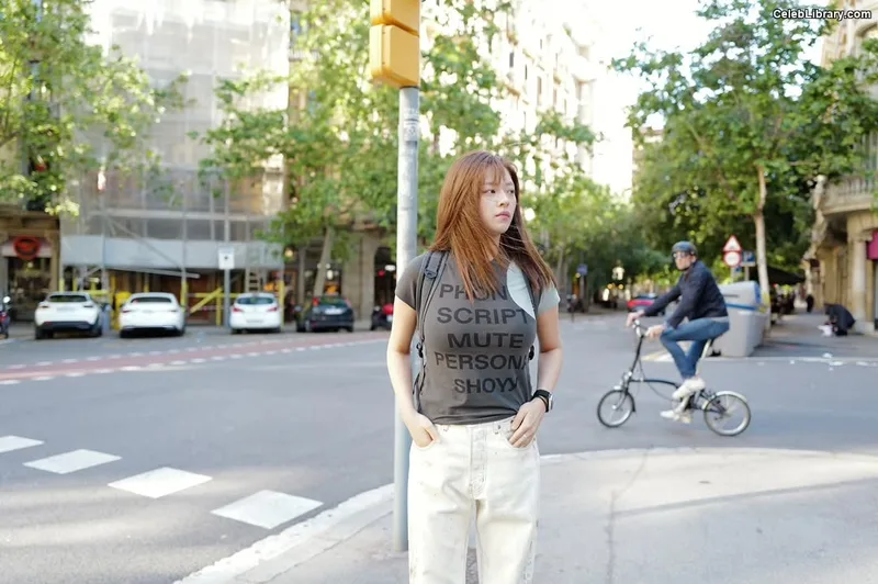 Jeongyeon (TWICE) photo 15 of 169