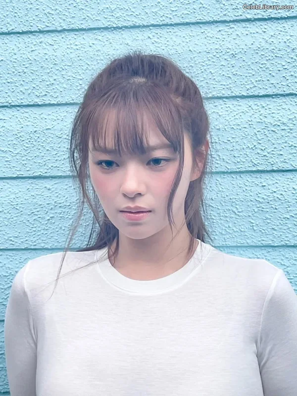 Jeongyeon (TWICE) photo 3 of 169