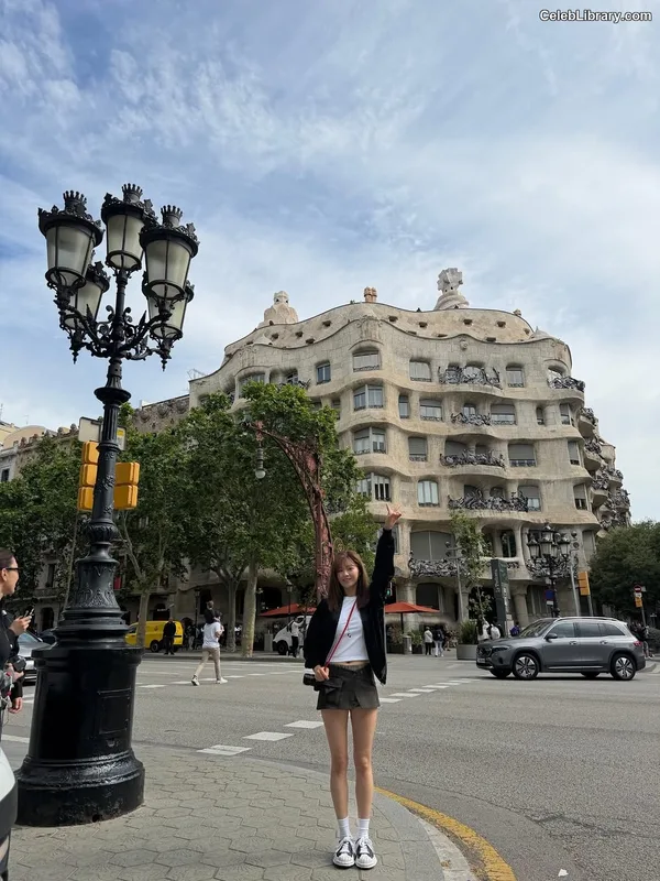 Jeongyeon (TWICE) photo 17 of 169